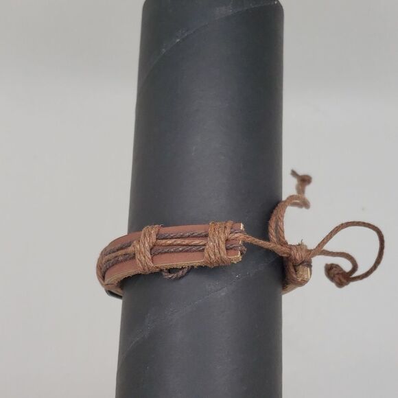 I love Jesus adjustable unisex bracelet - Picture 2 of 2